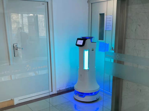 北京協和病院ではPuduの消毒ロボットが大活躍！